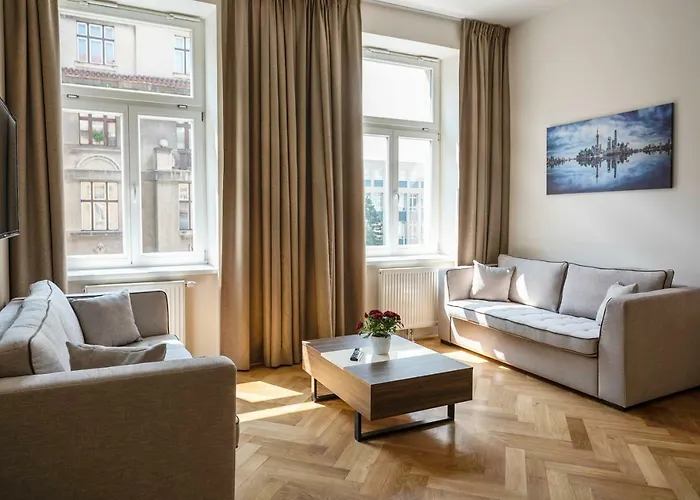Letna Garden Apartment