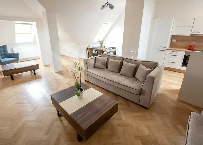 Letna Garden Apartment *