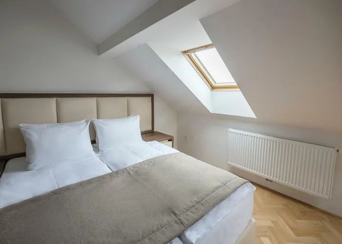 Letna Garden Apartment