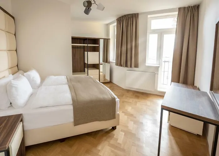 Letna Garden Apartment *