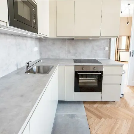 Apartament Letna Garden