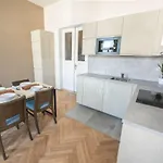 Letna Garden * פראג