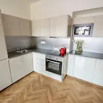 Letna Garden * פראג