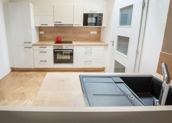 Letna Garden Апартаменты